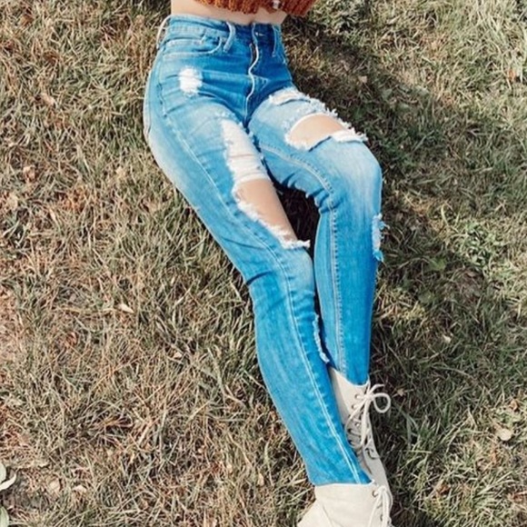 Fashion Nova • Mid-Wash High Rise Distressed Jeans💙 - Picture 2 of 11
